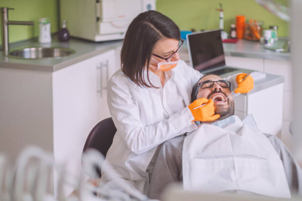Best Emergency Dentist for Knocked-Out Tooth in Lincoln Park, MI
